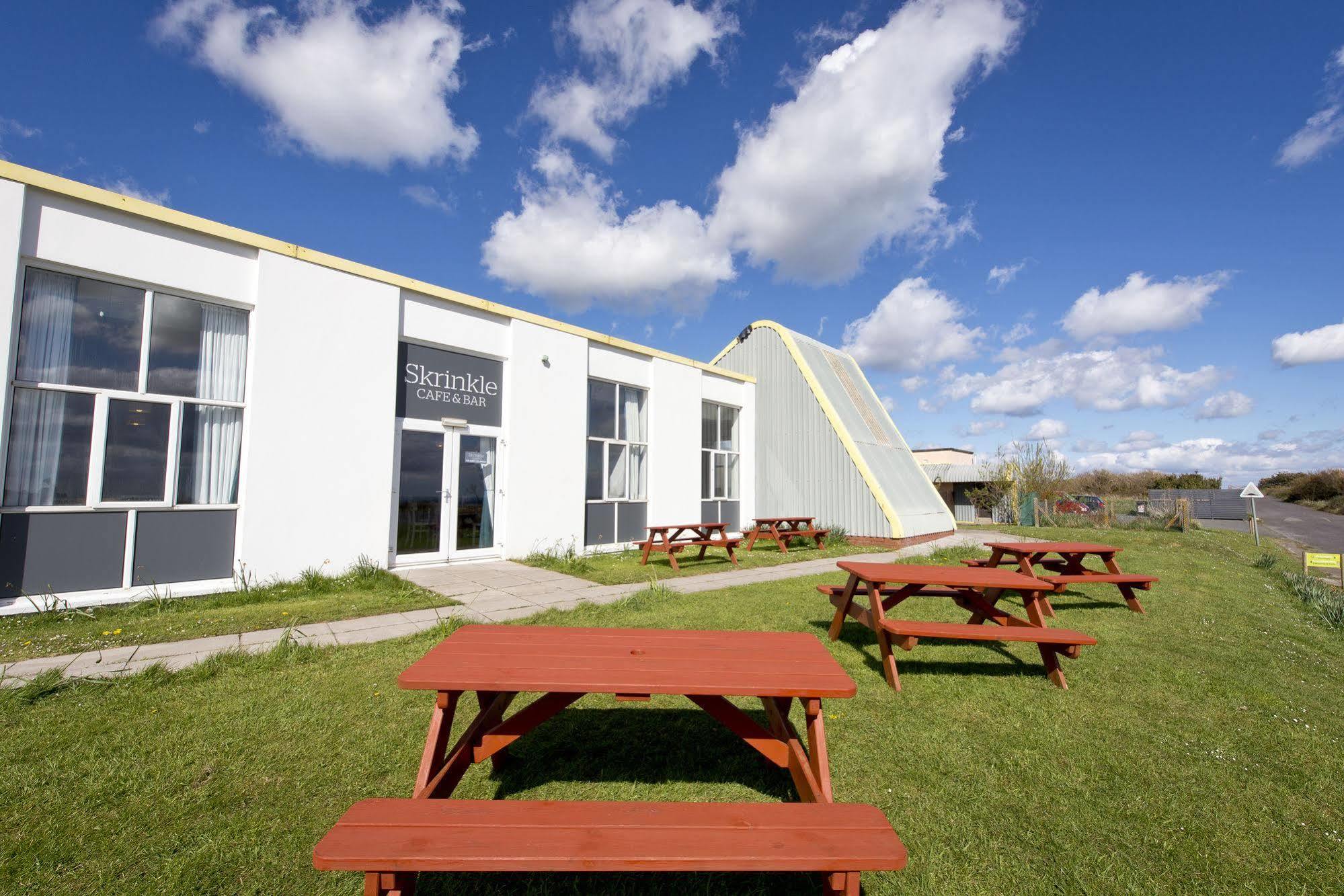 Hostel YHA Manorbier Tenby Exterior foto